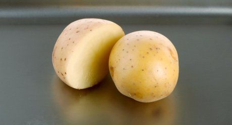 Почему картофель чернеет после варки и как этого избежать